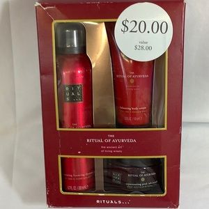 NIB Rituals of Ayurveda Discovery Set